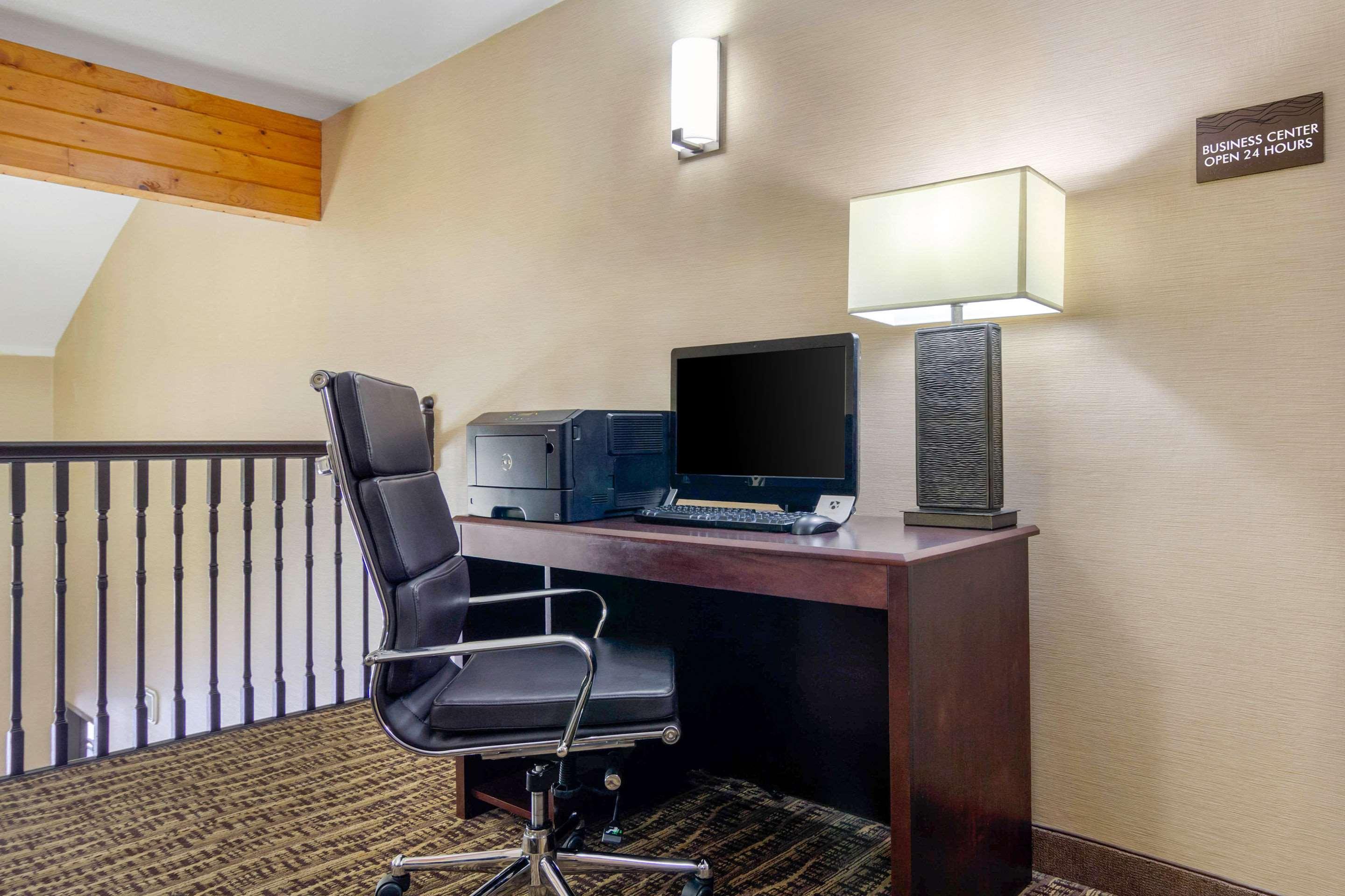 Comfort Inn & Suites Greeley Exterior foto
